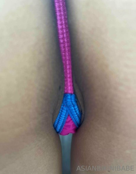 Asianbikinibabe
