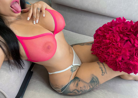 Julia Cher Alias Julia Connors