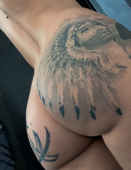 Julia Cher Alias Julia Connors