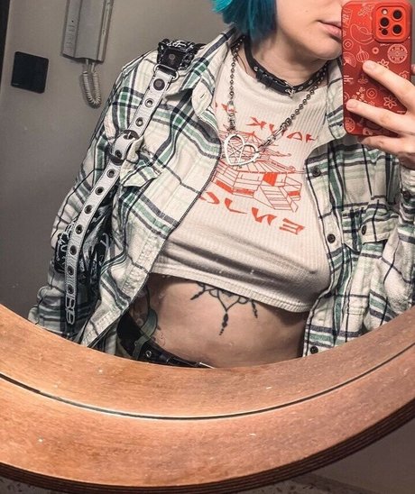 Weronika Truszczynska