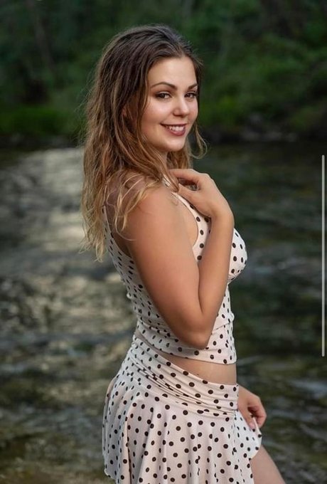 Rachelle Chelle Smith