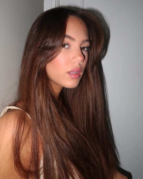 Saoirse Alicia Behzadi