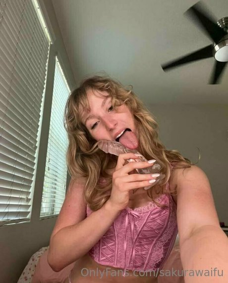 Sakurawaifu