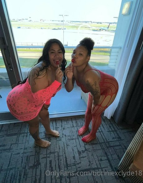 Bonniexclyde18
