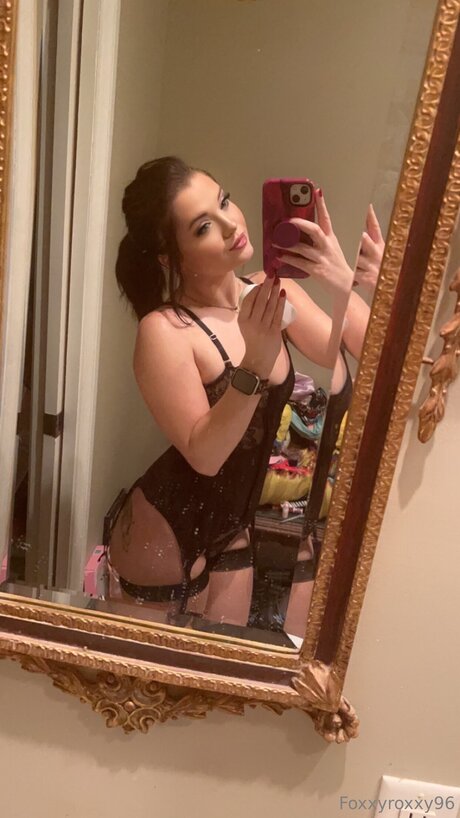 Foxxyroxxy96