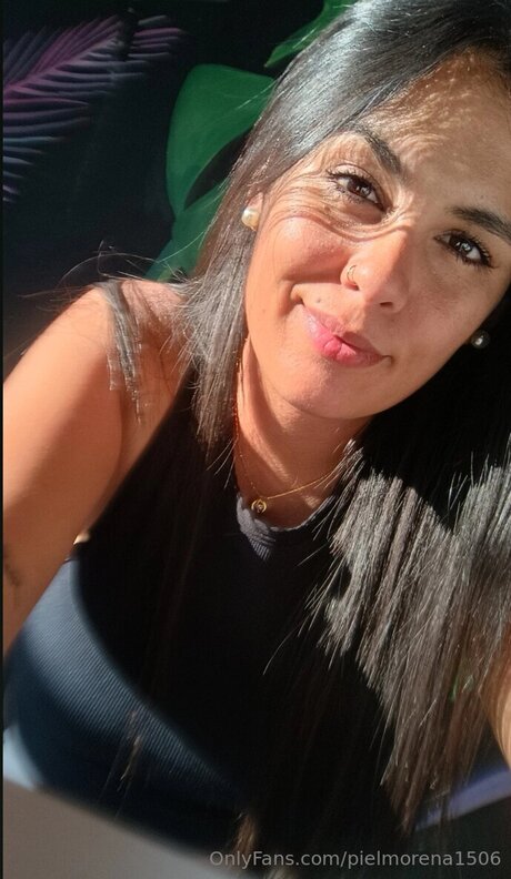 Pielmorena1506