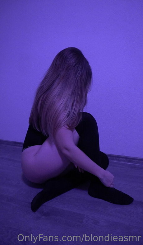 Blondieasmr