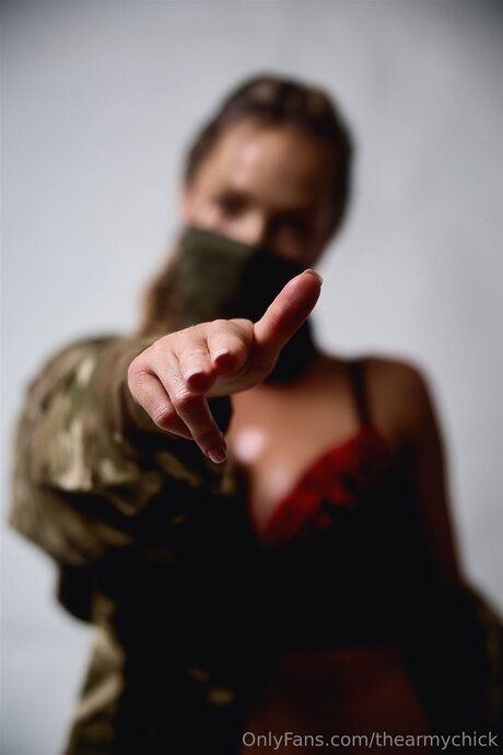 Thearmychick