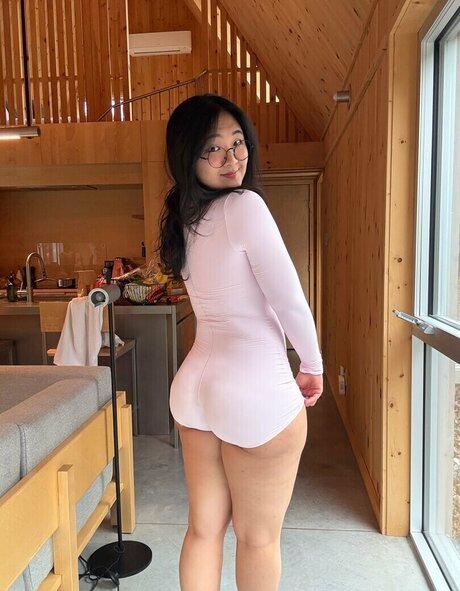 Aroomi Kim