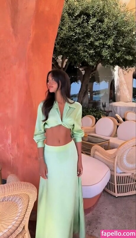 Alexandra Saint Mleux