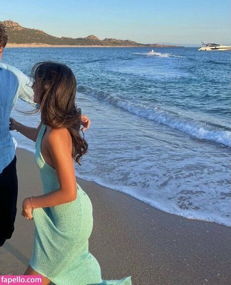 Alexandra Saint Mleux