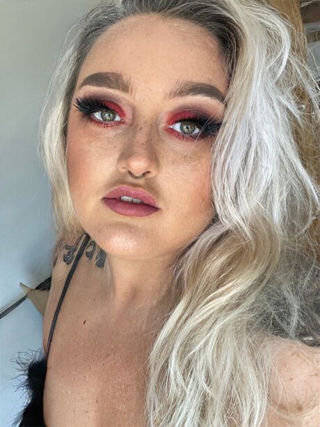 Elizabeth Dresden  The Haus Of Dresden