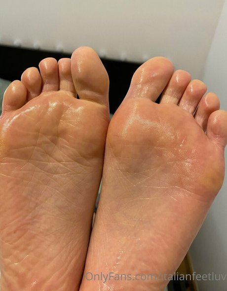 Italianfeetluv
