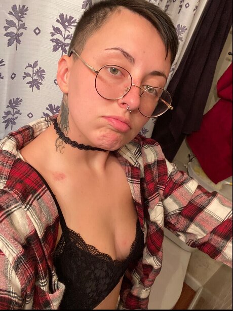 Hailey Bates  nude leaked OnlyFans photo