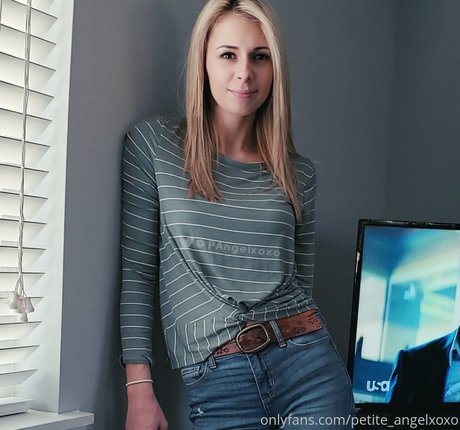 Petiteangelxoxo