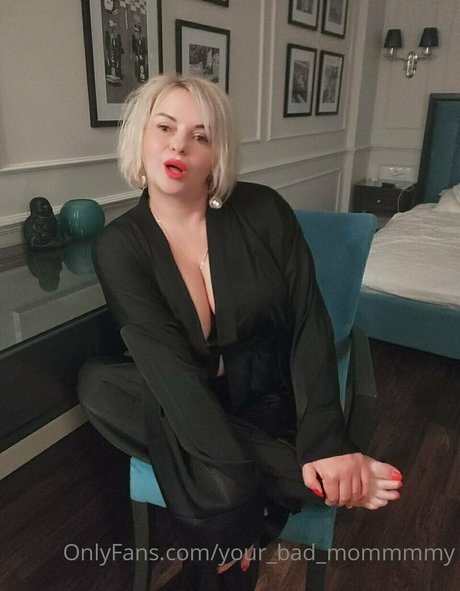 Vipyourbadmommmmy