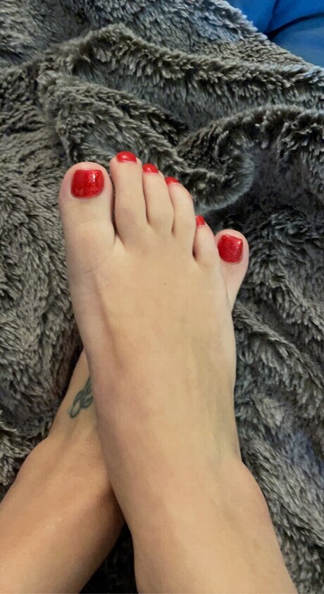 Foxy Feet