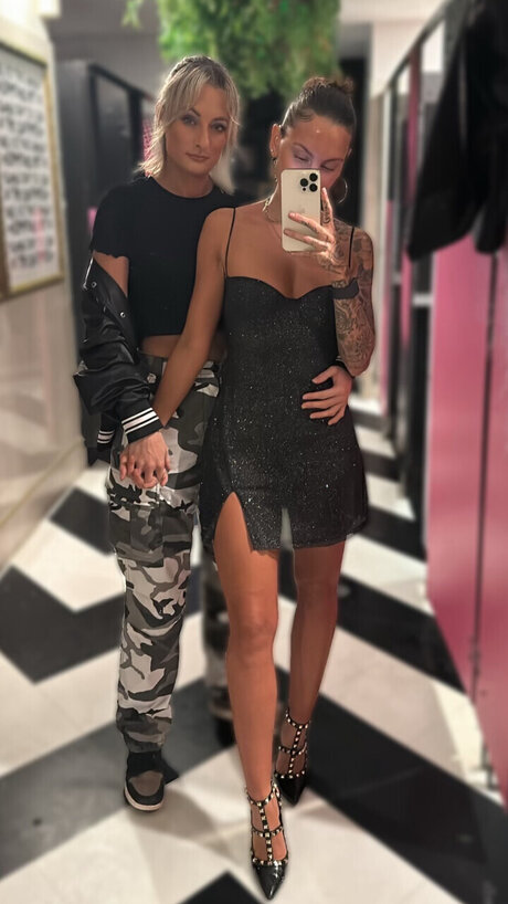 Queens Xena Ampamp Zara