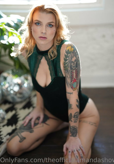 Theofficialamandashow