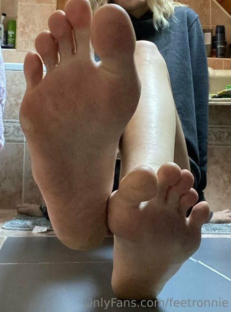 Feetronnie
