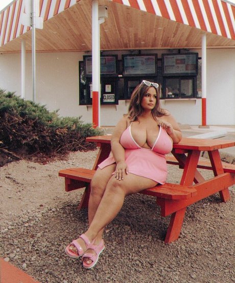 Nicole Denise Johansson