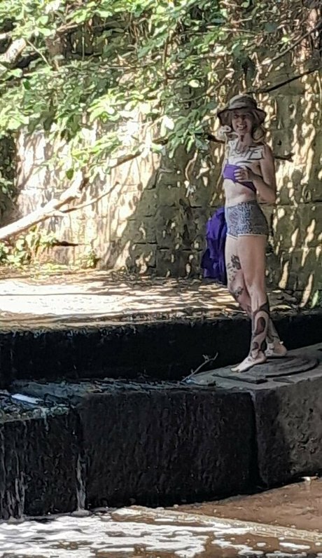 Welcometothesewerfree