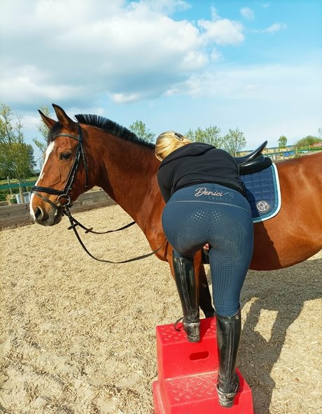 Kellymilanaughtycowgirl