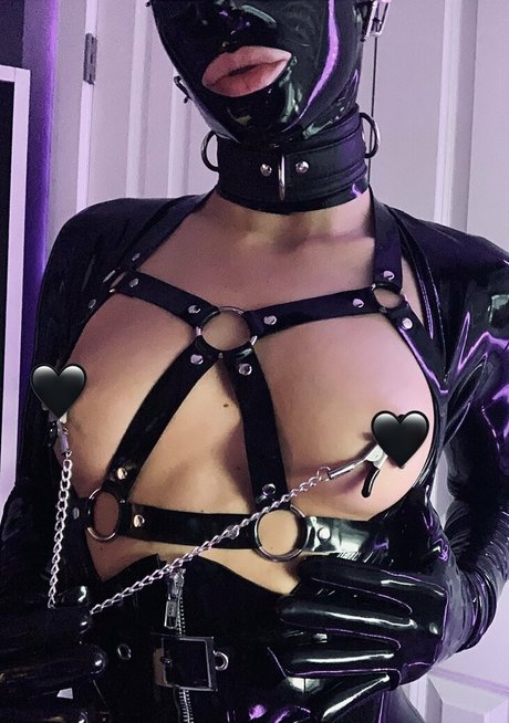 Matrixdominatrix