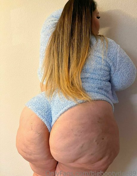 Bigbootydee89