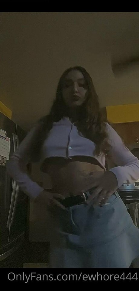 Ewhore444