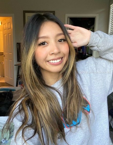 Dreamyasiangirl