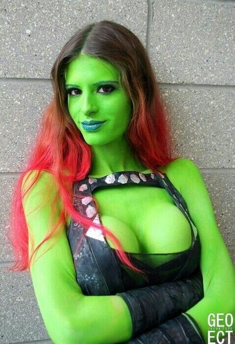 Kay Pike Bodypainter