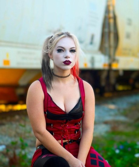 Manicpixidreamgirl  nude leaked OnlyFans photo