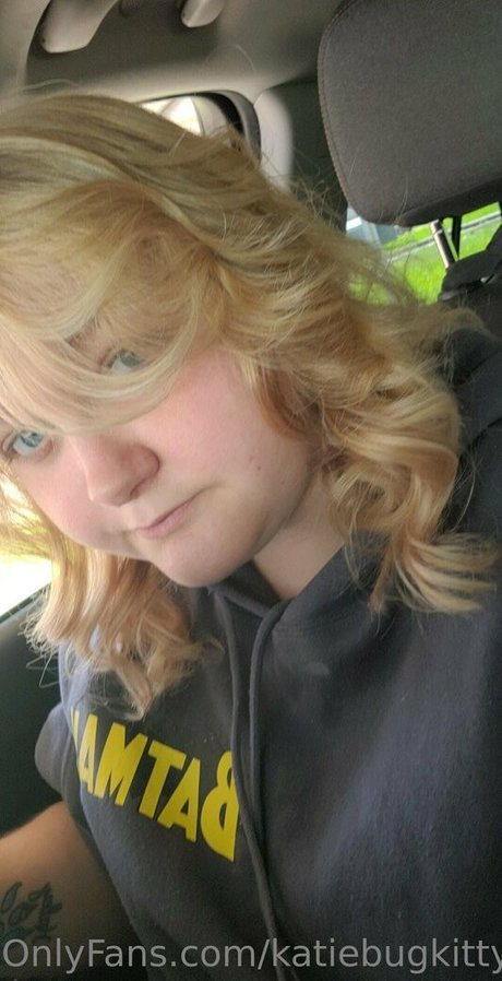 Katiebugkitty122