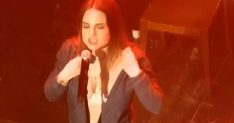 Joanna Jojo Levesque