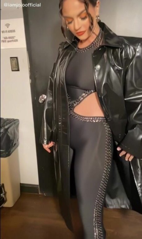 Joanna Jojo Levesque