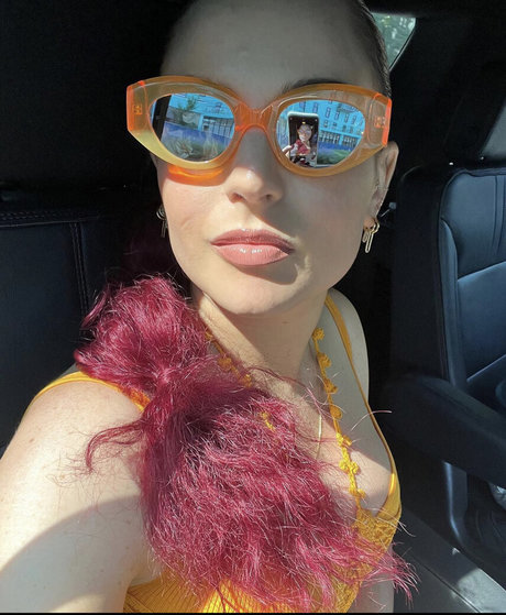 Joanna Jojo Levesque