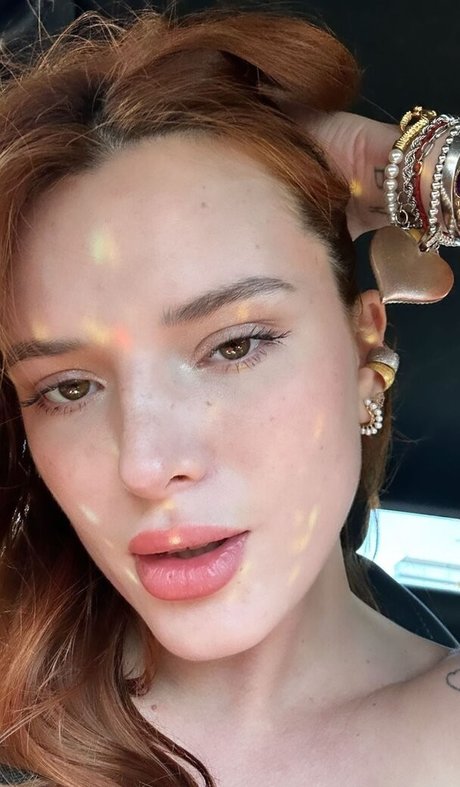 Bella Thorne