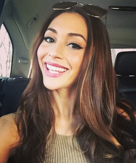 Lindsey Morgan