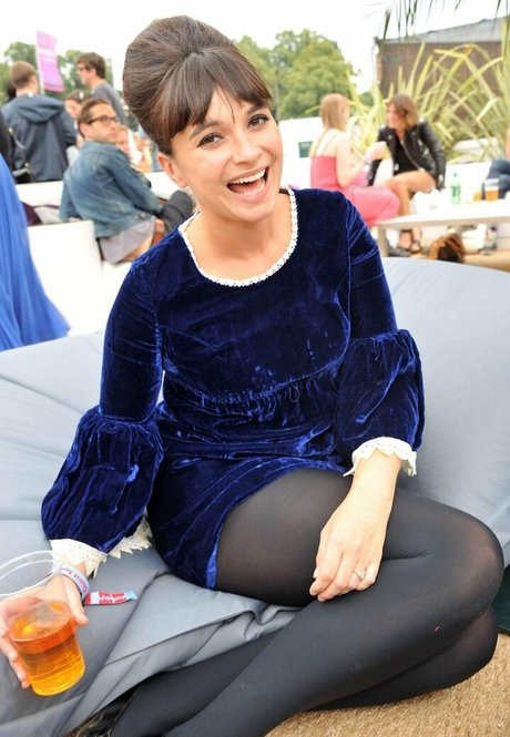 Gizzi Erskine