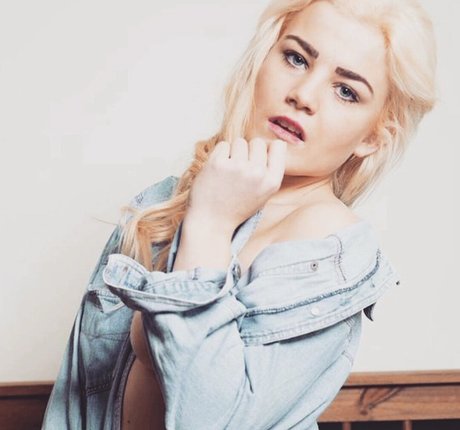 Models On Purpleport