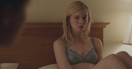 Elle Fanning