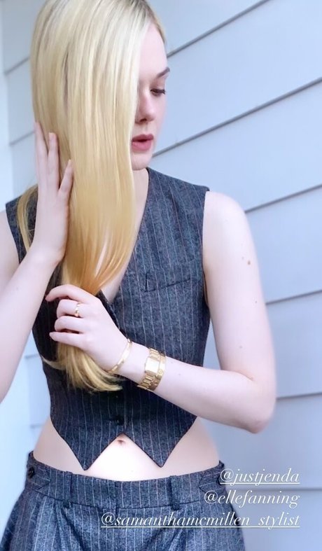 Elle Fanning
