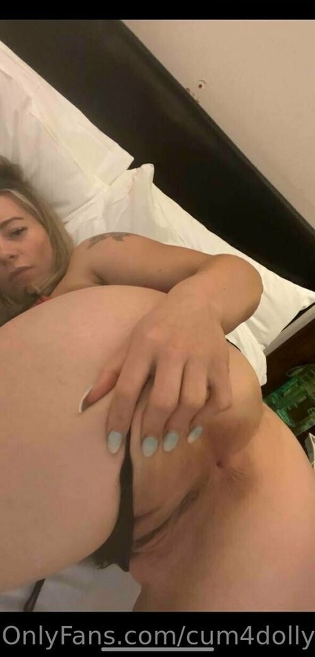 Cum4dolly