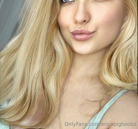 Ericabigboobs