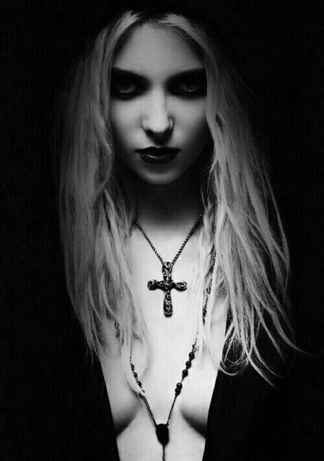 Taylor Momsen