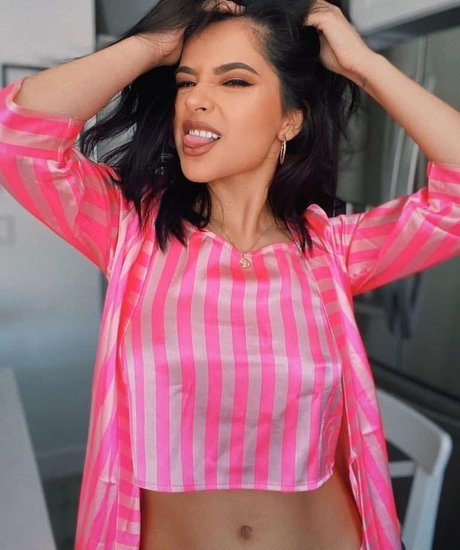 Becky G