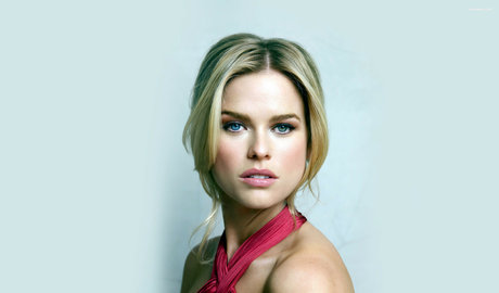 Alice Eve