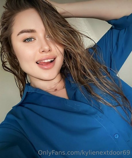 Kylienextdoor69