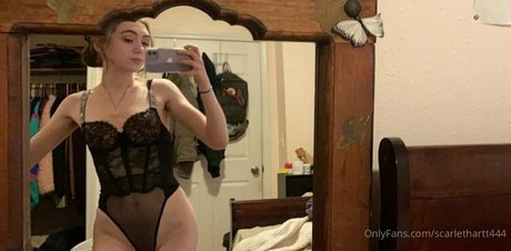 Scarlethartt444